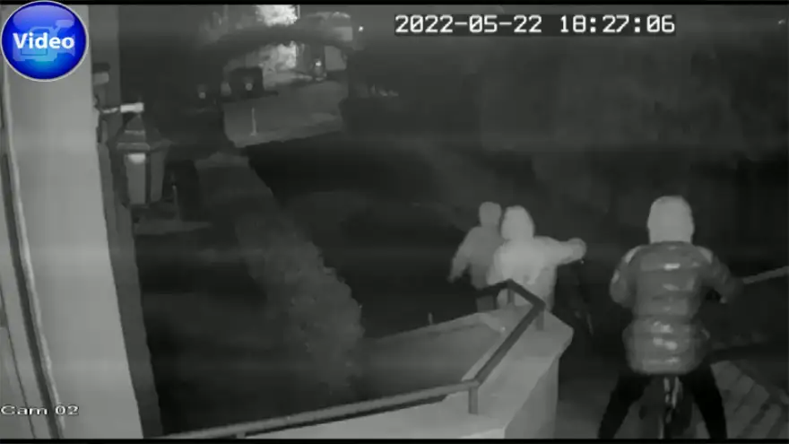 Bisiklet çalan 3 kafadar güvenlik kameralarına yakalandı