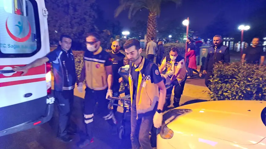 17 Yaşındaki genç bir anda yere yığıldı 