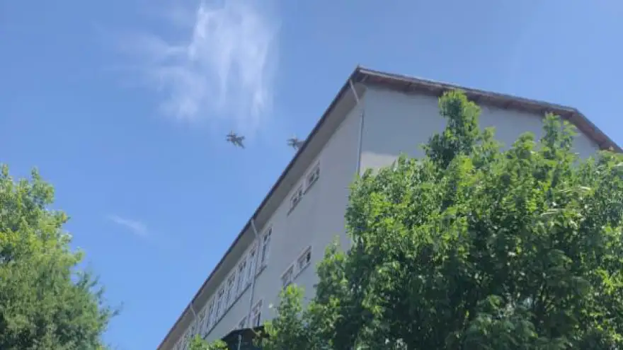 Ereğli'de 2 askeri savaş uçağı yakın uçuş gerçekleştirdi