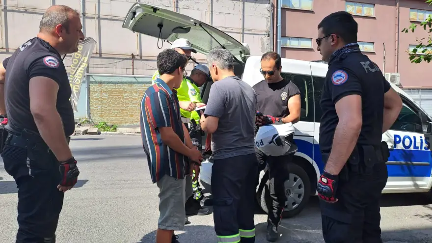 Bisiklet sürücüsü kaza yaptı...