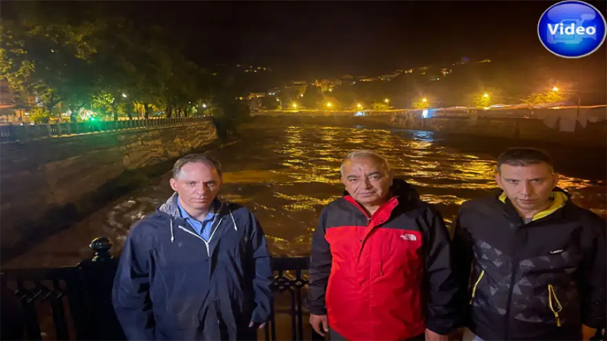 Devrek Belediyesi 24 saat görevine devam ediyor