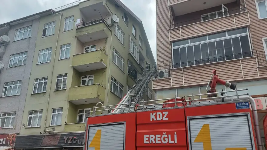 Suriye uyruklu ailenin yaşadığı evde yangın çıktı...