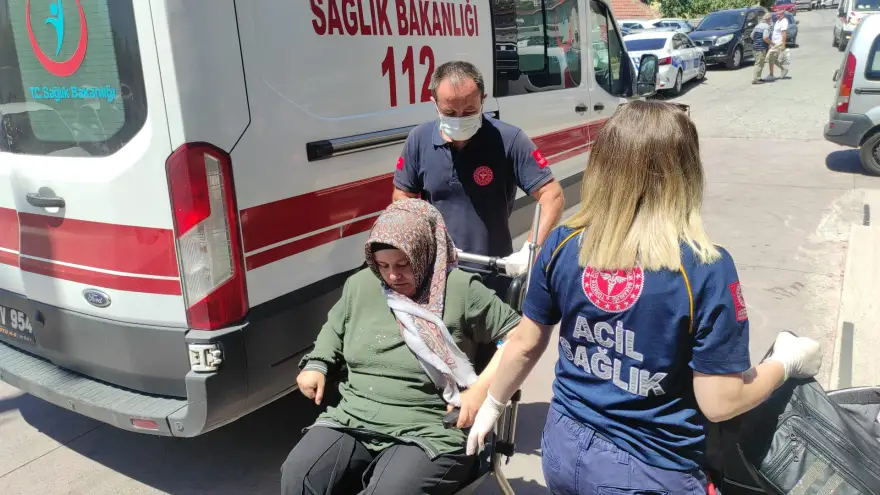 Trafik Kazası: 3 Yaralı