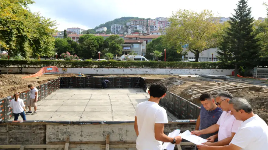 Ereğli’ye Işıklı Islanma Ve Oyun Havuzu