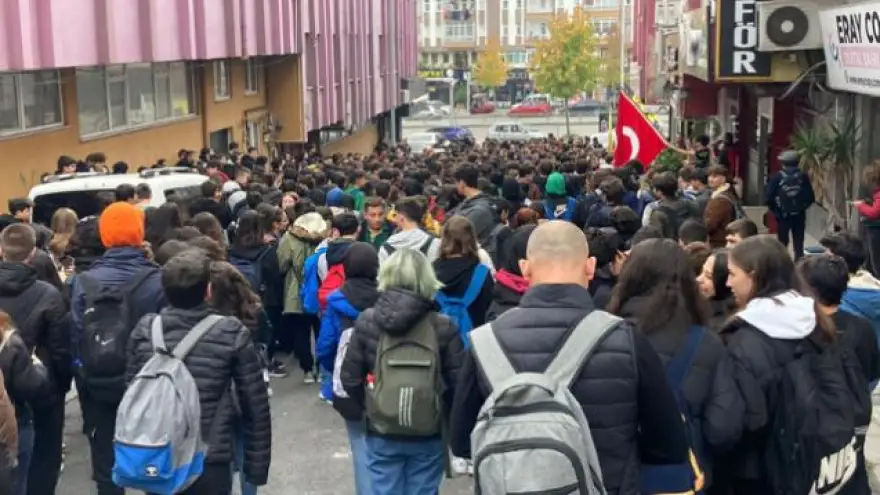 Sıkıntılarla başladı..