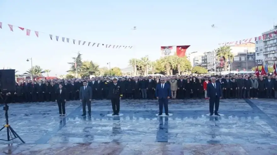 Atatürk, 84'üncü ölüm yıl dönümünde törenlerle anıldı