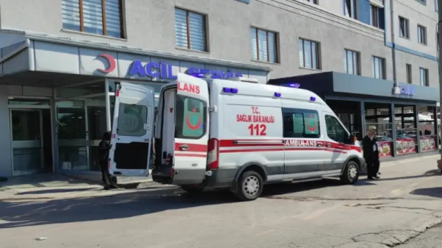 3’üncü kattan atlayarak canına kıymak istedi..