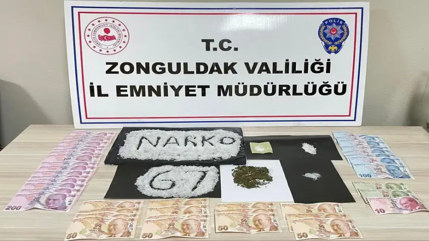 Uyuşturucu ve Uyarıcı Madde Ticareti Yapmak" suçundan tutuklandı.
