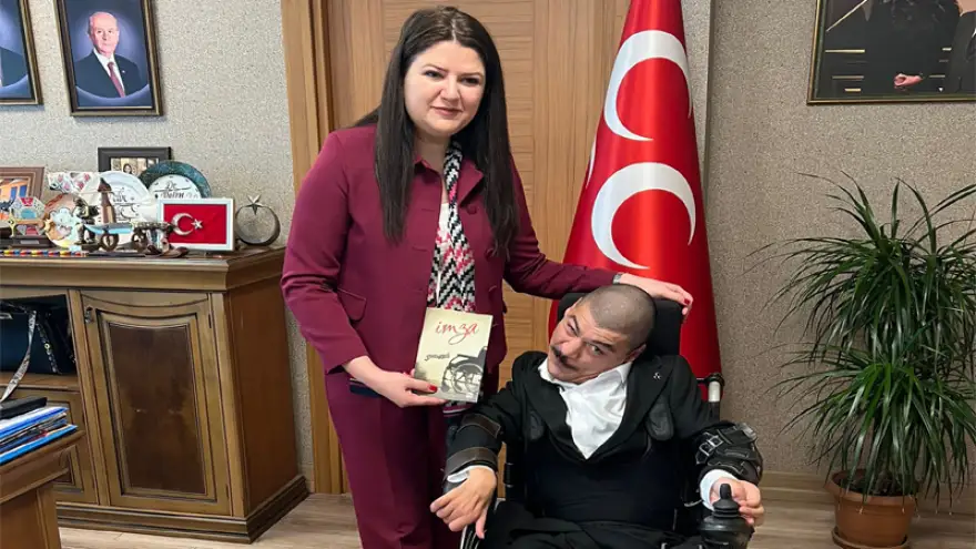 Çiçek, MHP Genel Merkezi'nin daveti üzerine Ankara'ya gitti

