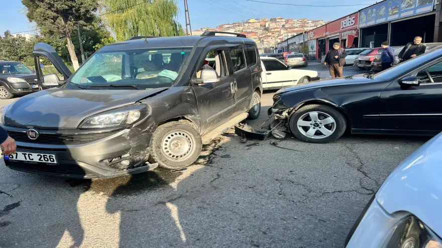 Ereğli’de 3 ayrı trafik kazası: 1 Yaralı...