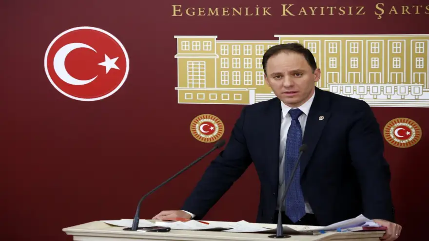 TCDD sefer azaltmaktan vazgeçti...