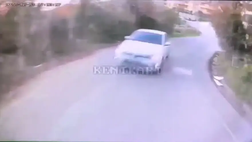 Halk otobüsü şöförünün dikkatli olması faciayi önledi