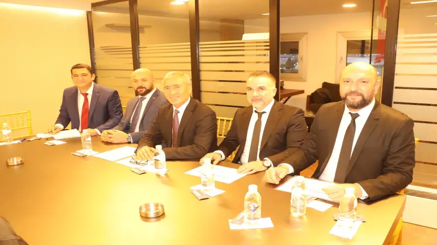 Civelek adaylığını açıkladı..