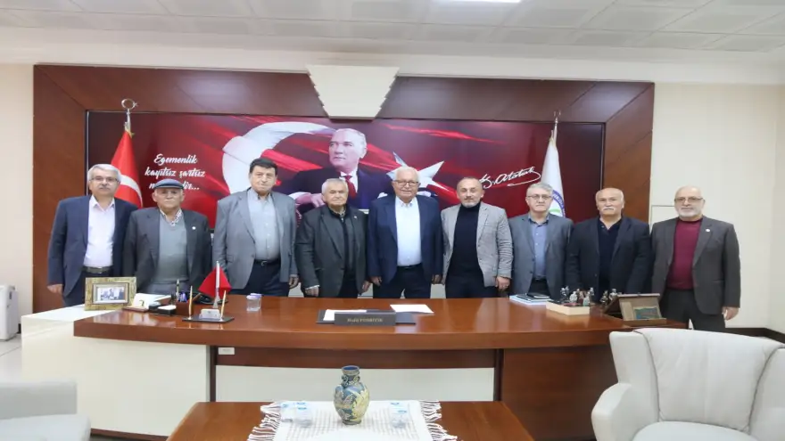 Ziraat Odası Yönetimi, Başkan Posbıyık’ı Ziyaret Etti