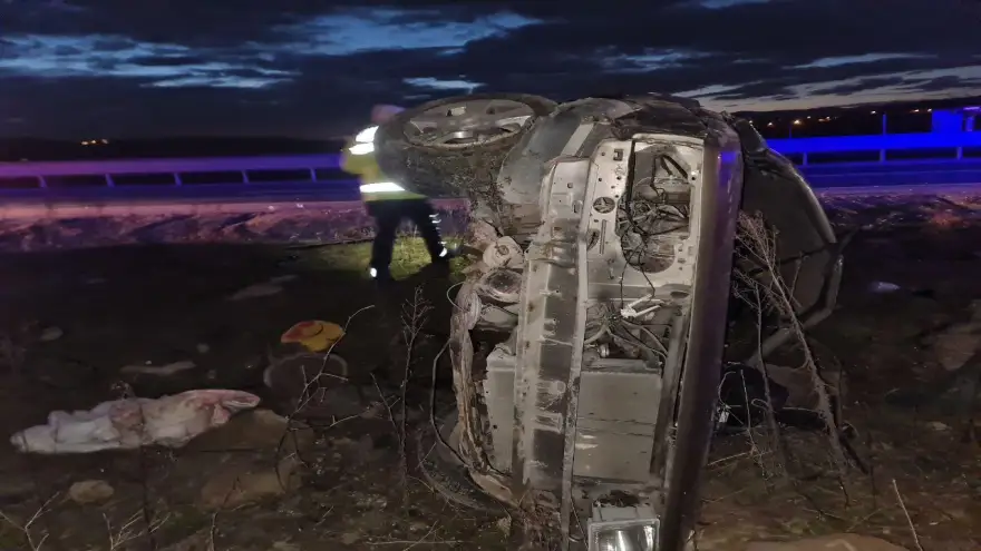 Ereğli'de otomobil şarampolden uçtu: 1 ölü, 1 yaralı