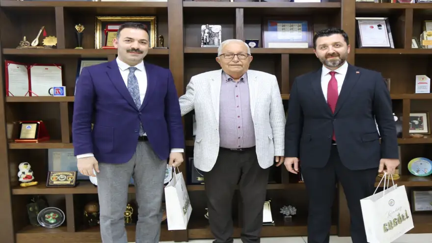 AK Parti’den Başkan Posbıyık’a başsağlığı ziyareti