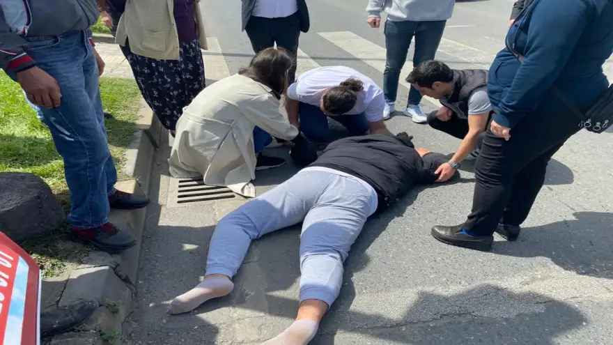 Otomobil ile motosiklet çarpıştı: 1 Yaralı