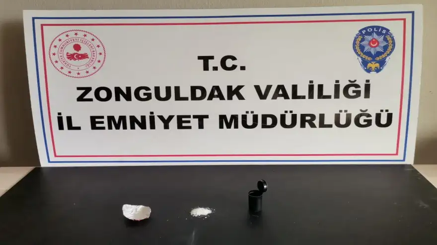 Ereğli'de narkotik madde satışı yapan, 2 kişi gözaltına alındı
