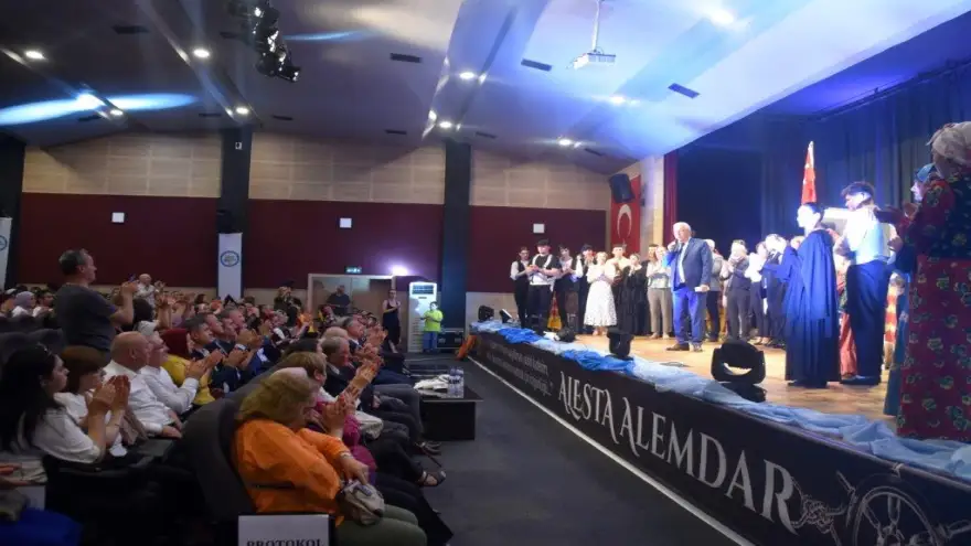 “Ereğli il olmazsa, Erdemir fabrikası olan bir köy olma yolunda hızla ilerler”