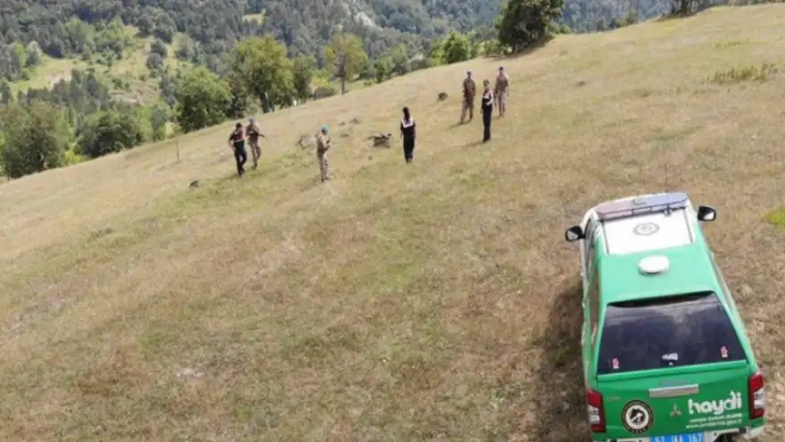 Jandarma, orman yangınlarına karşı keşif yaptı...