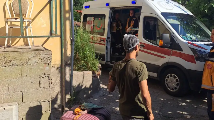 Kiracı ve ev sahibi arasında çıkan kavgada kan aktı..