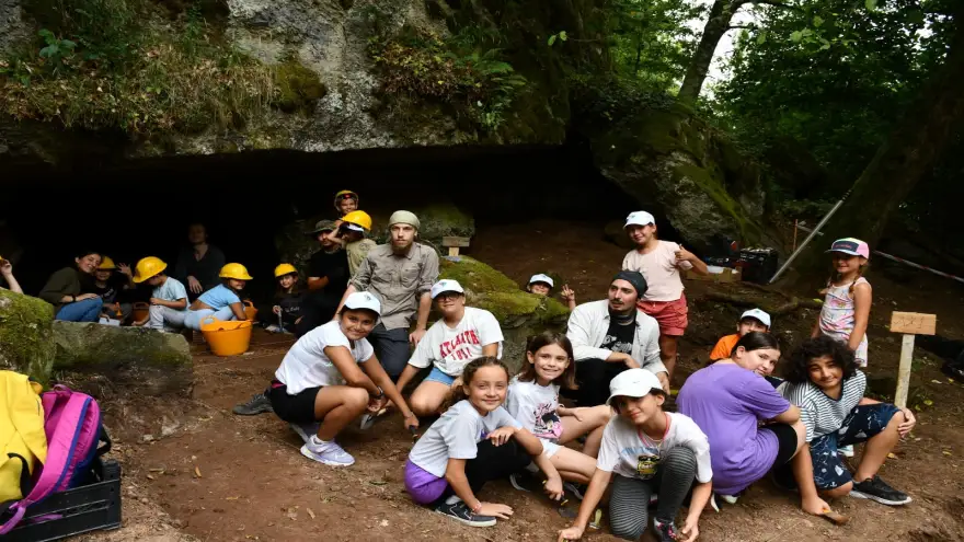 Minik arkeologlar, İnönü mağarasında kazı atölyesi gerçekleştirdi