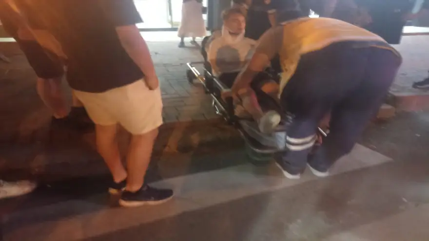 Otomobille motosiklet çarpıştı: 2 Yaralı