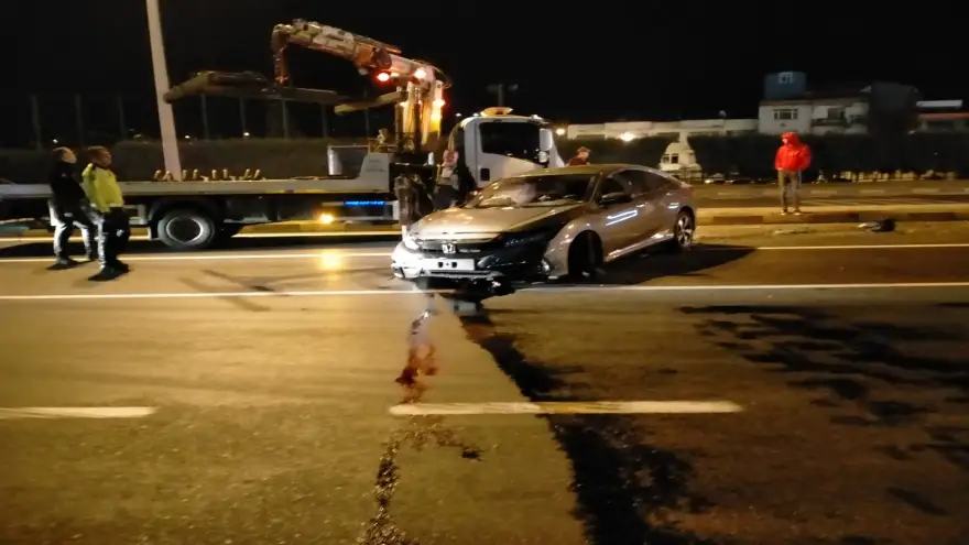 Otomobil hurdaya döndü yara almadan kurtuldu