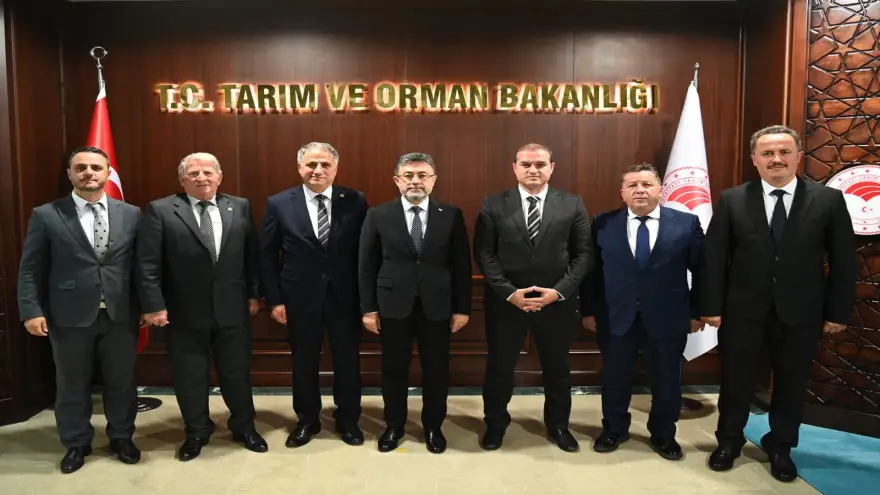 Bakan Yumaklı'yı ziyaret ettiler...