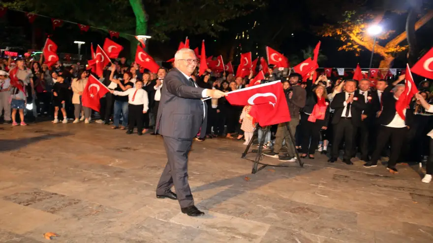 Cumhuriyet balosu, Kdz. Ereğli’de halkla buluştu