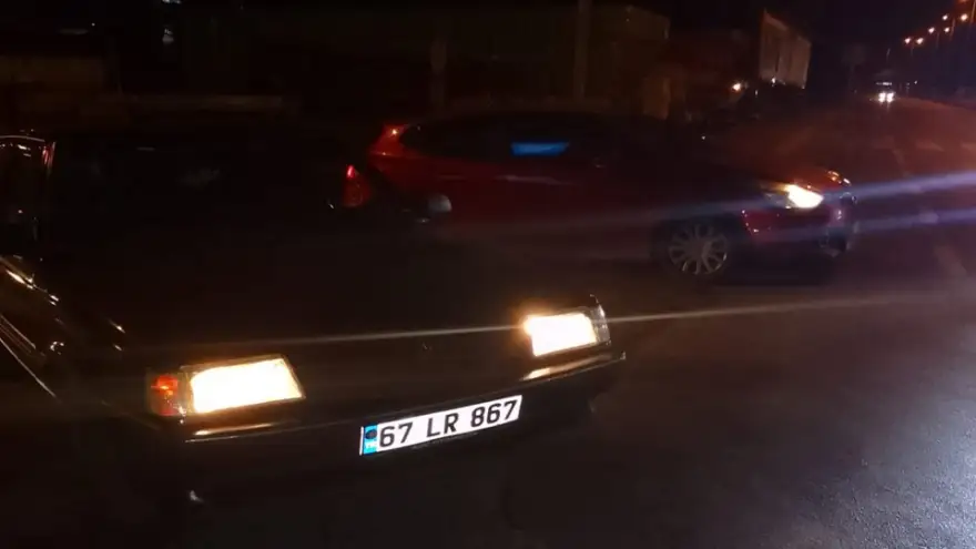 Yolun karşısına geçmek istedi, otomobil çarptı...