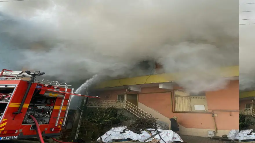 Apartman dairesinde yangın çıktı