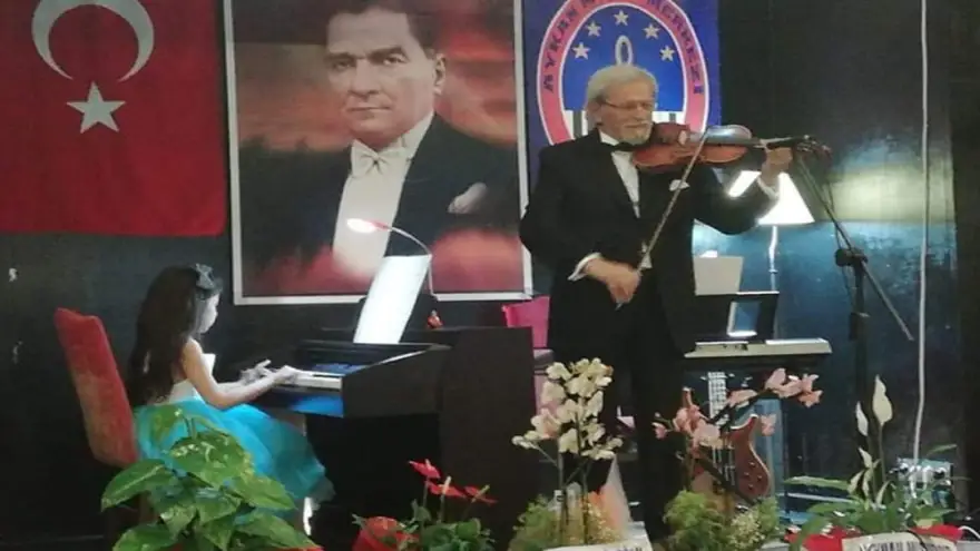 Suat Aykan son yolculuğuna uğurlandı