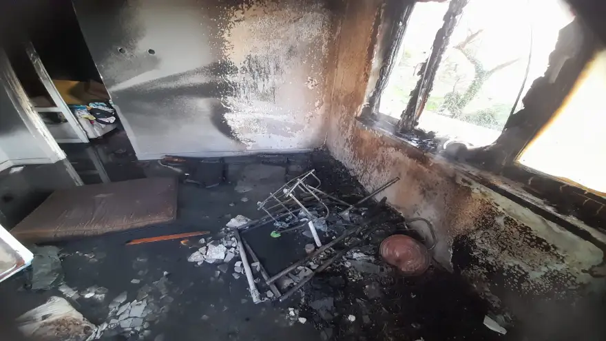 Yangın bir anda tüm evi sardı! 