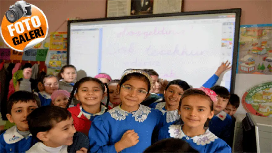 ERDEMİR 15 OKULU TEKNOLOJİK EĞİTİM MATERYALLERİNE KAVUŞTURDU