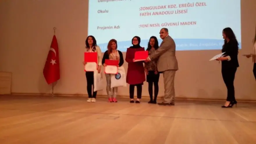 TÜBİTAK YARIŞMASINA DAMGA VURDULAR